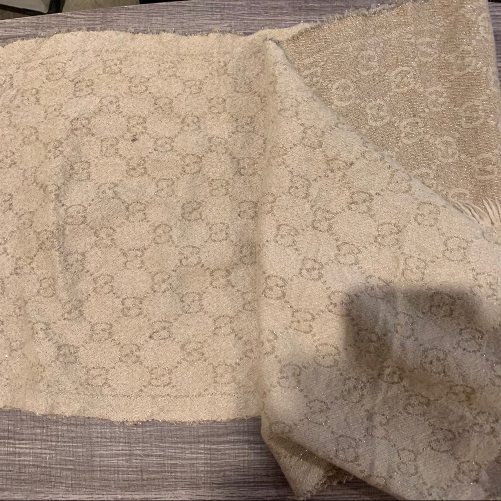 Gucci wool scarf